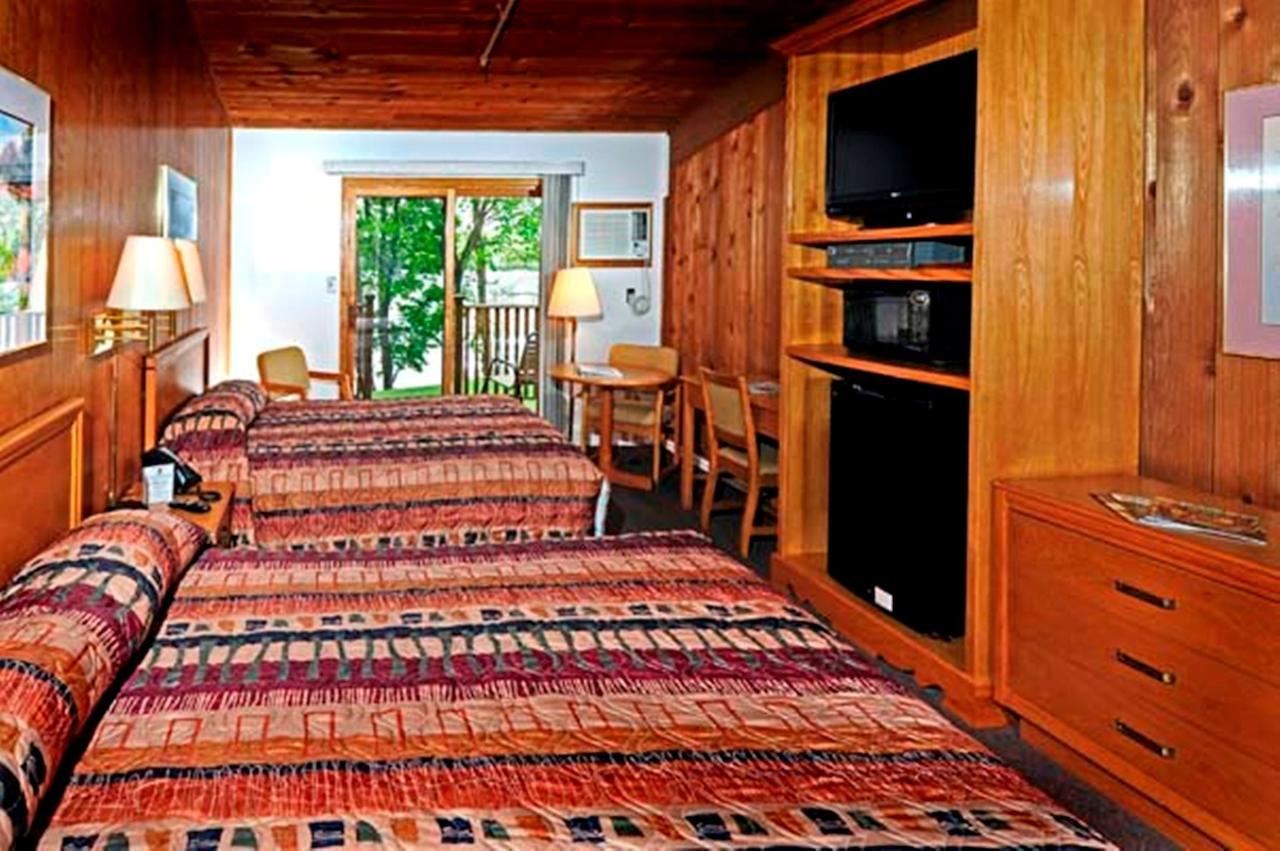 Tygart Lake Lodge Grafton Zimmer foto