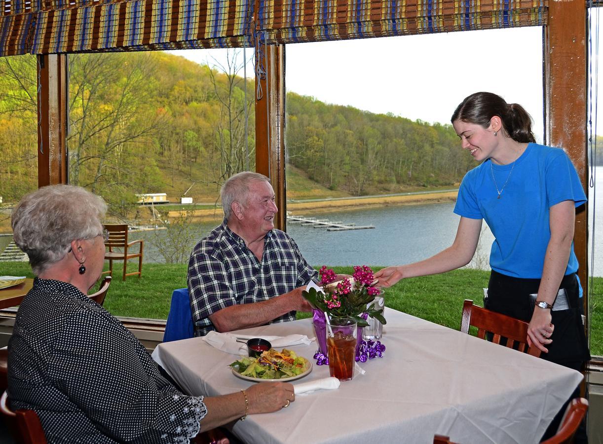 Tygart Lake Lodge Grafton Exterior foto